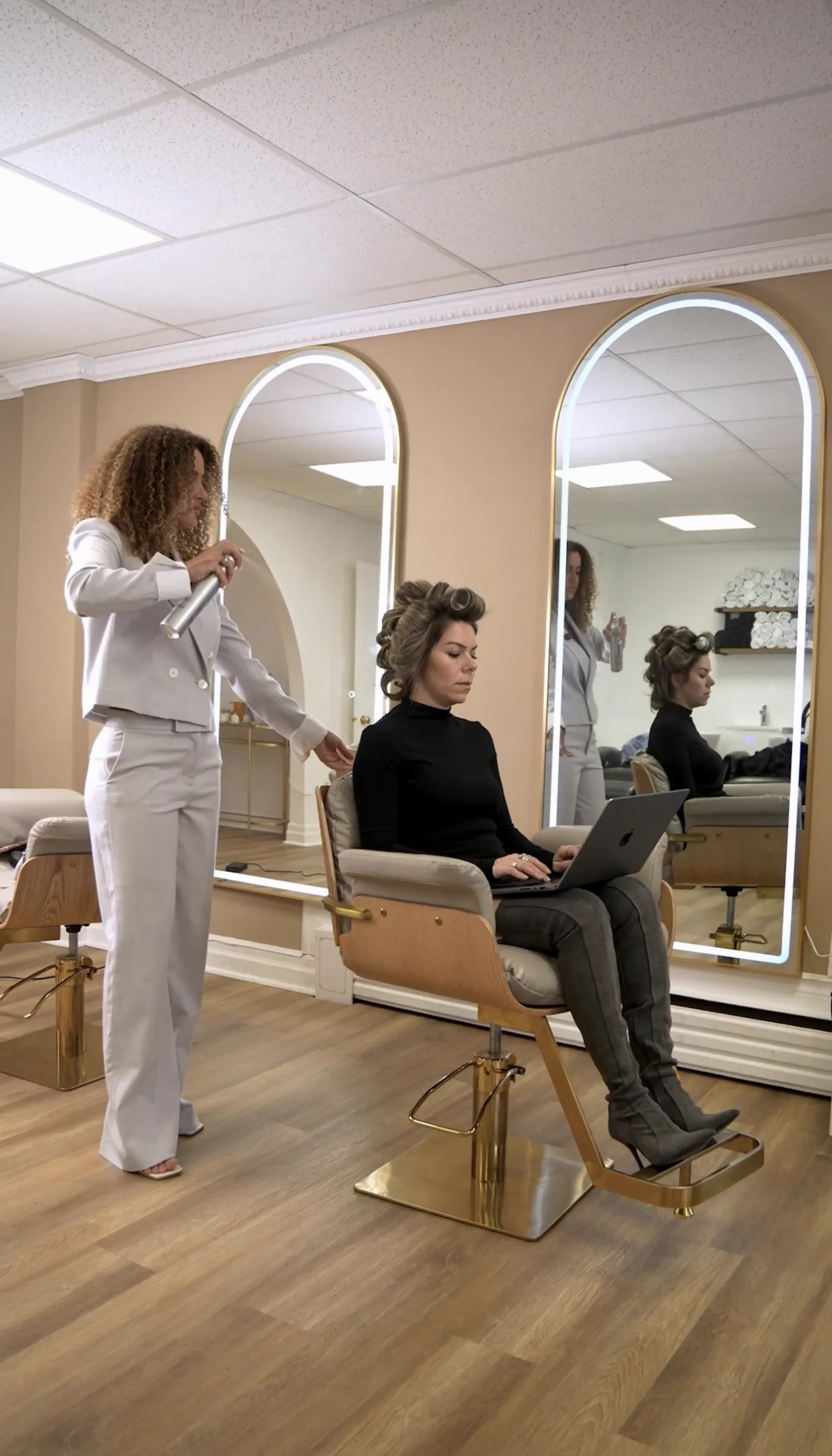 Salon Gallery Image 15